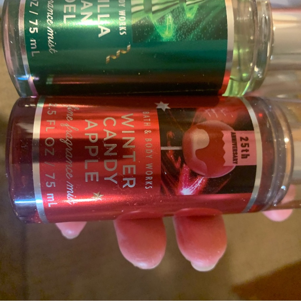 Bath & Body Works Vanilla Bean Noel Fine Fragrance Mist- candy apple bundle